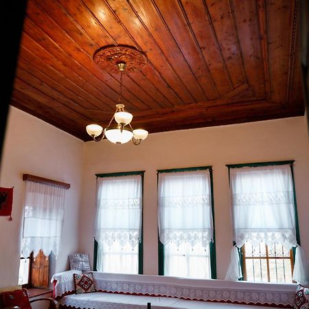 Guesthouse 1805 Gjirokastër Esterno foto