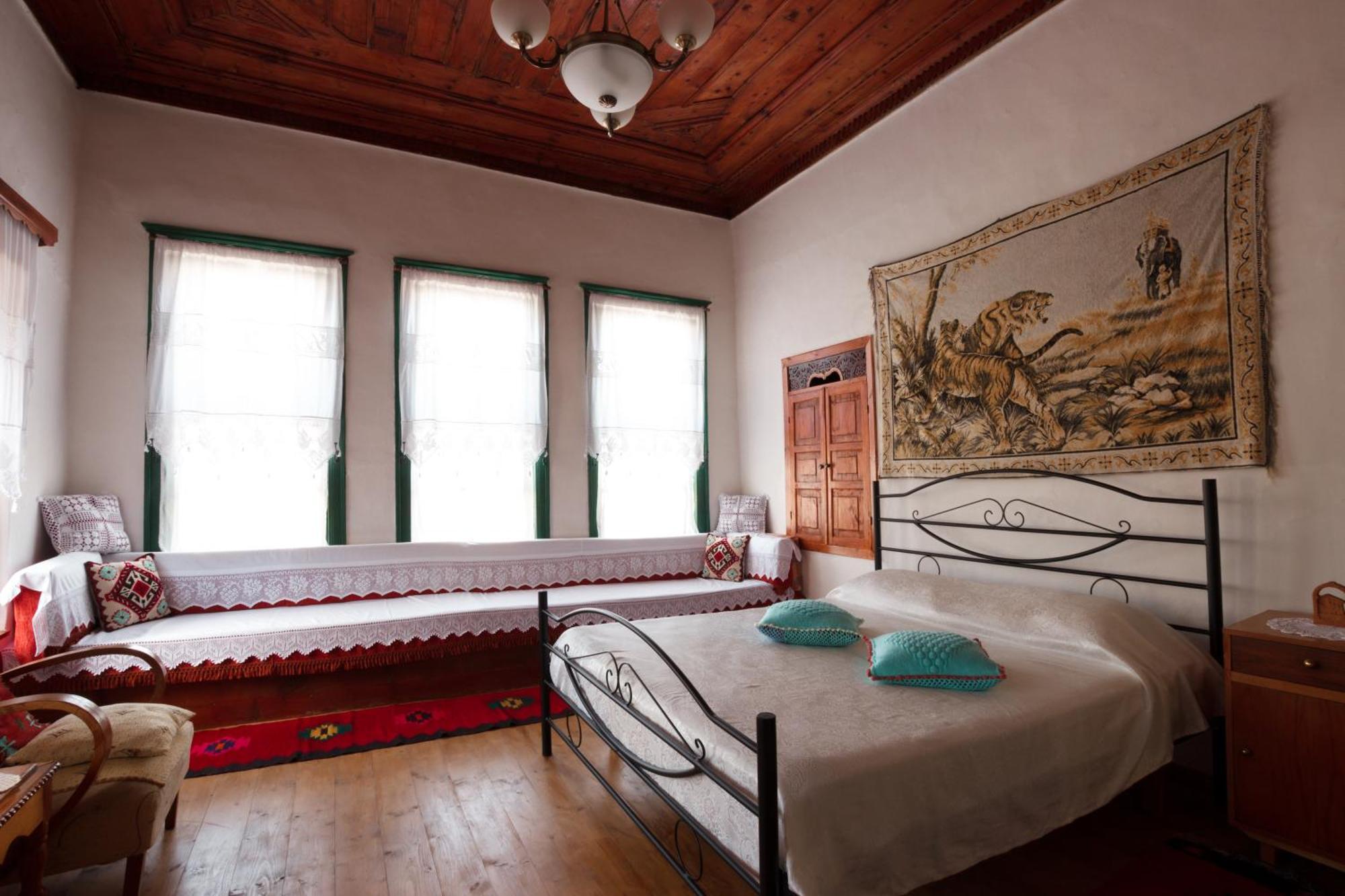 Guesthouse 1805 Gjirokastër Esterno foto