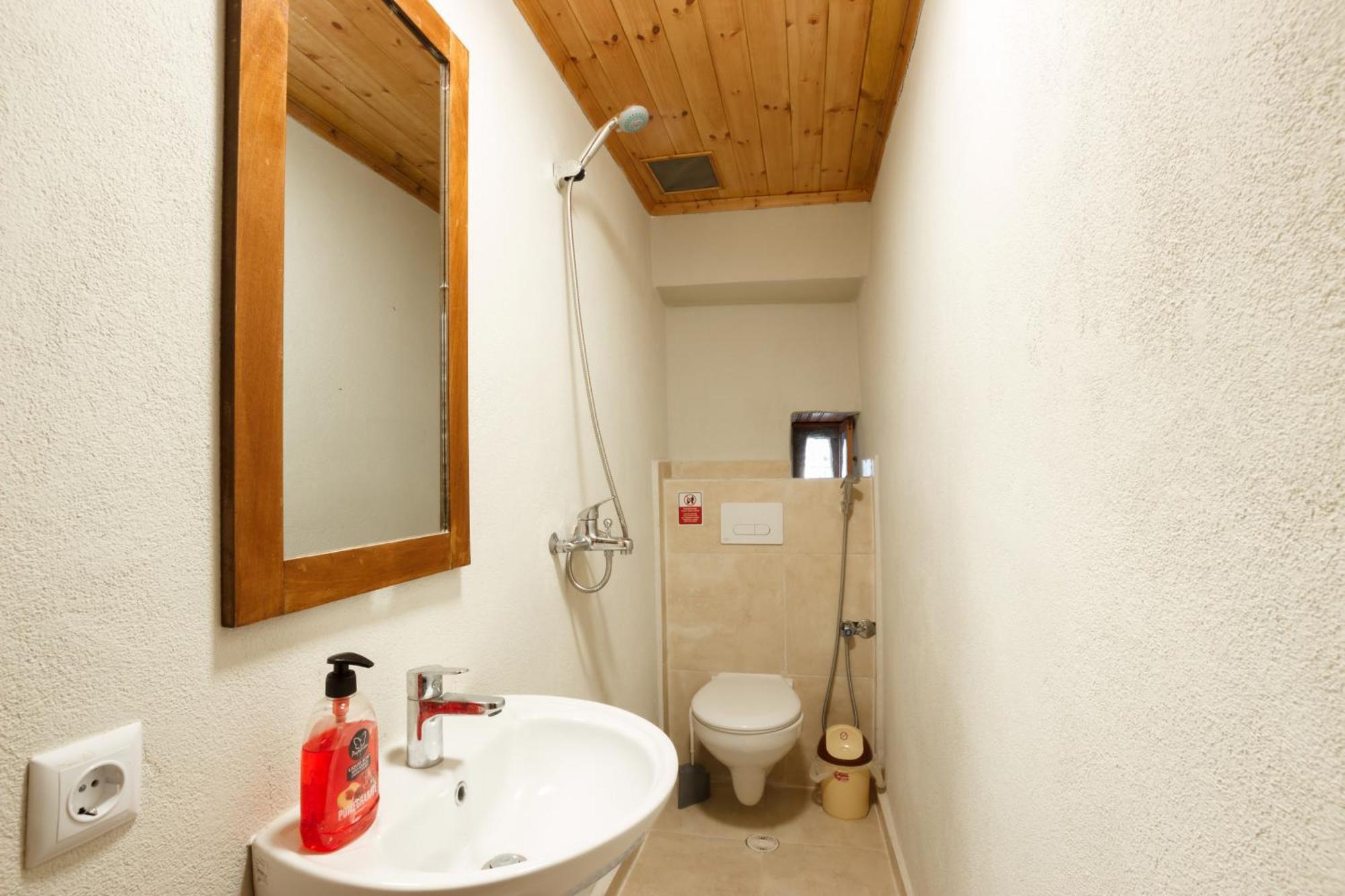 Guesthouse 1805 Gjirokastër Esterno foto