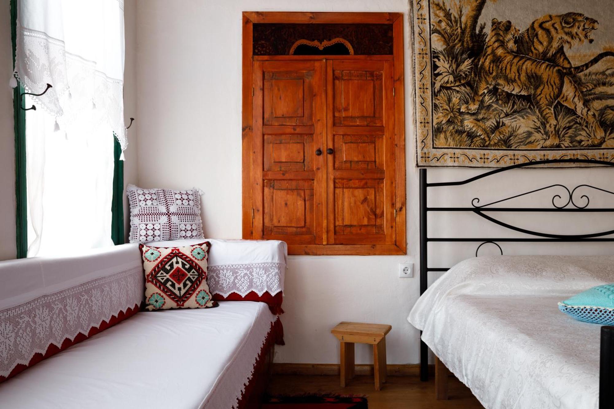 Guesthouse 1805 Gjirokastër Esterno foto